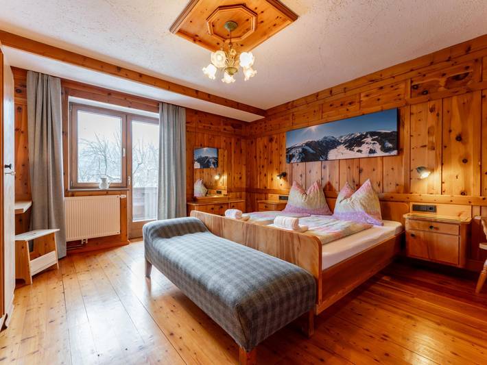 Ganze Wohnung, Zentral gelegene charakteristische und moderne in Bramberg am Wildkogel, Pinzgau
