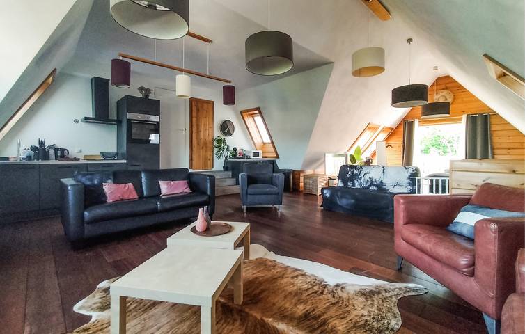 Ferienhaus für 12 Personen mit Terrasse in Hoogezand-Sappemeer, Groningen und Umgebung