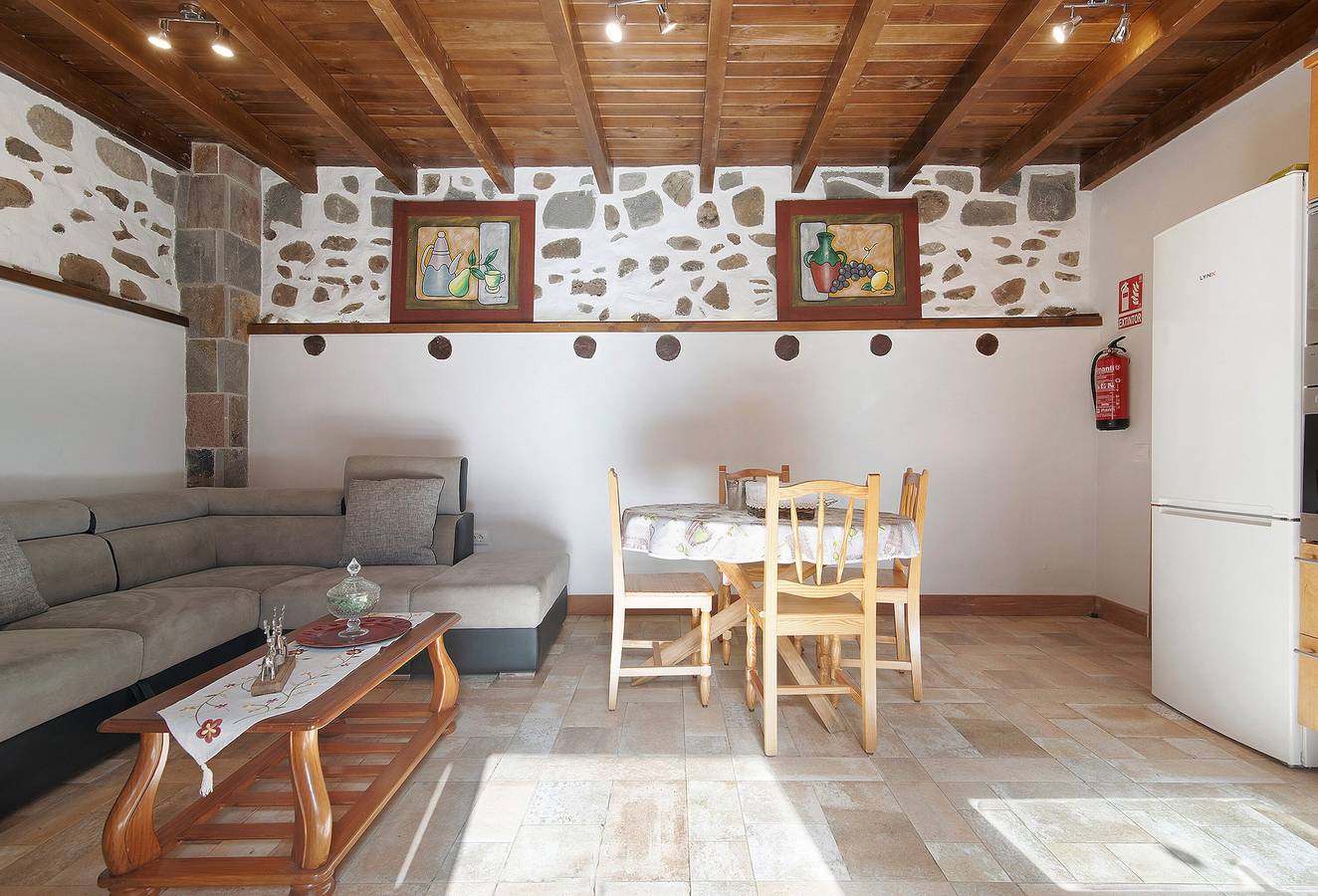 Cho Almeida : vues sur la montagne, Wi-Fi et climatisation in Vega de San Mateo, Grande Canarie du Nord
