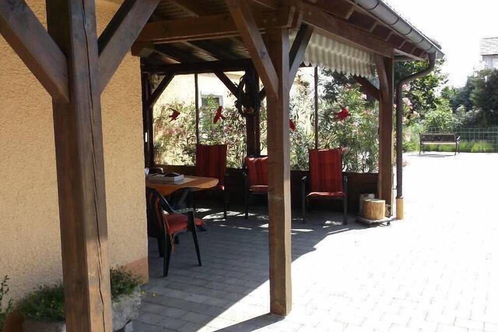 Ganze Wohnung, Appartement im rustikalen Landhausstil in Bad Füssing, Bayerische Golf und Thermenland