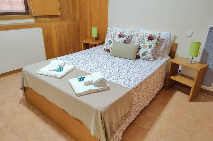 Location de vacances pour 12 personnes, avec sauna et jardin dans Vila Verde - 4