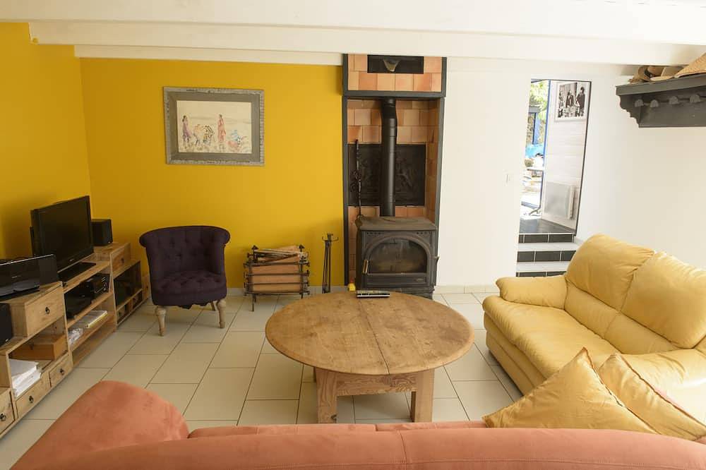 Maison en Pierres Avec Terrasse et Jardin in Saint-Quay-Portrieux, Côte de Goëlo