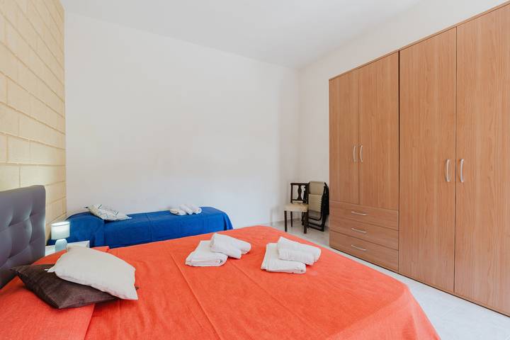 Entire apartment, Andrea's House Marsala Apartment with Sea View and Private Terrace in Stagnone Marsala, Marsala