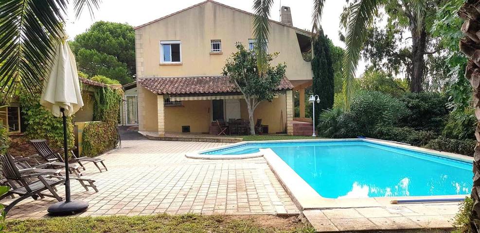 Maison de vacances pour 11 personnes, avec piscine ainsi que terrasse et jardin à Portiragnes