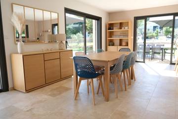 Vakantiehuis voor 8 Personen in Pernes-les-Fontaines, Parc naturel régional du Mont-Ventoux, Afbeelding 3