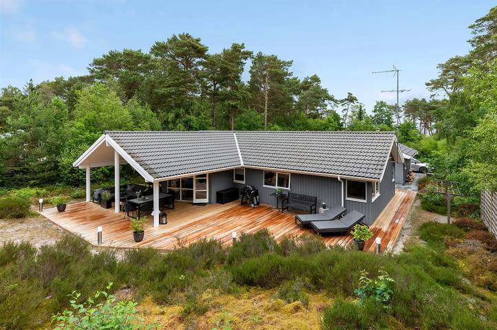 Ferienhaus für 8 Personen, mit Whirlpool und Terrasse sowie Sauna in Balka Strand