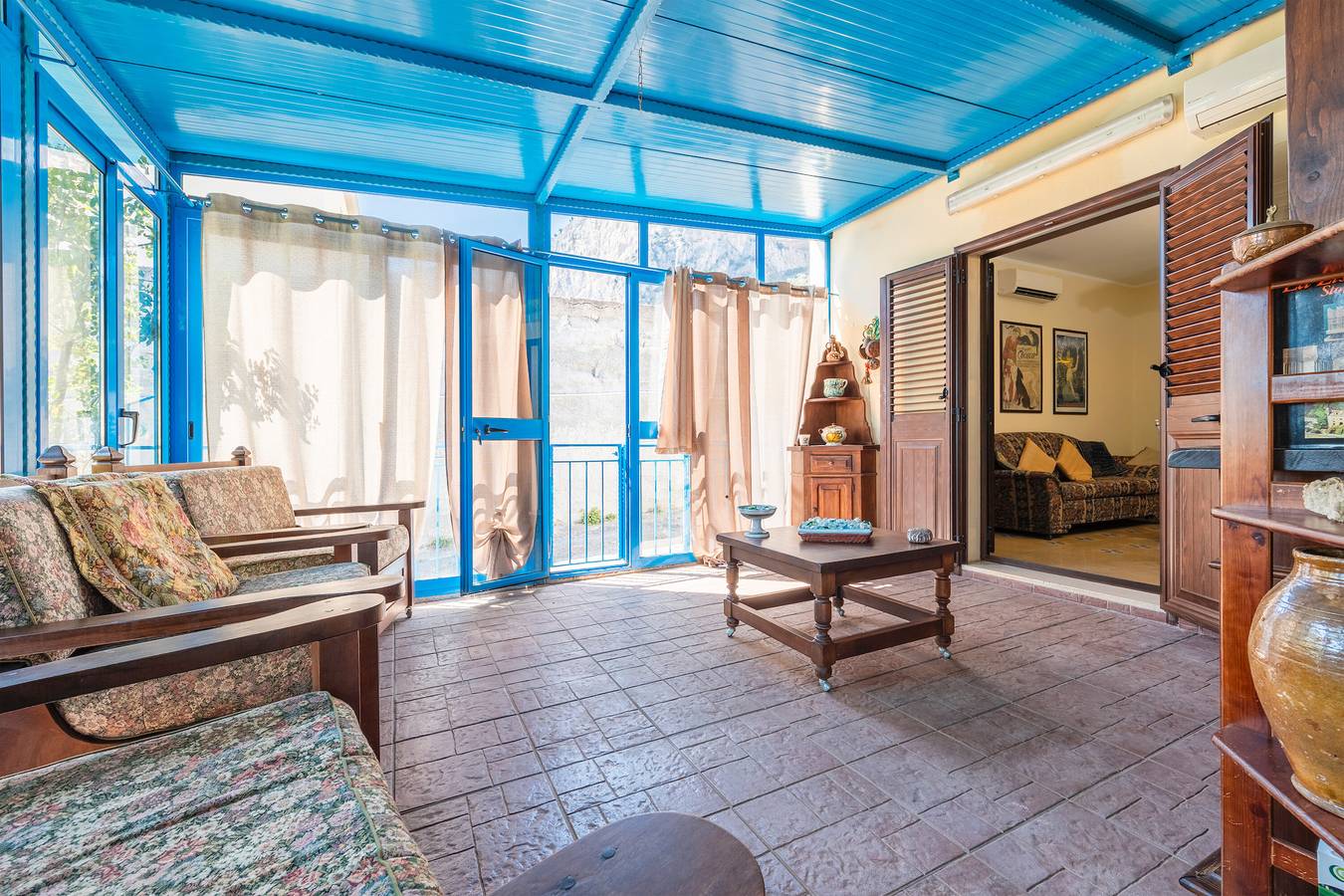 Villa Vegna with Sea View, Wi-Fi and Air Conditioning in Palermo, Palermo Province