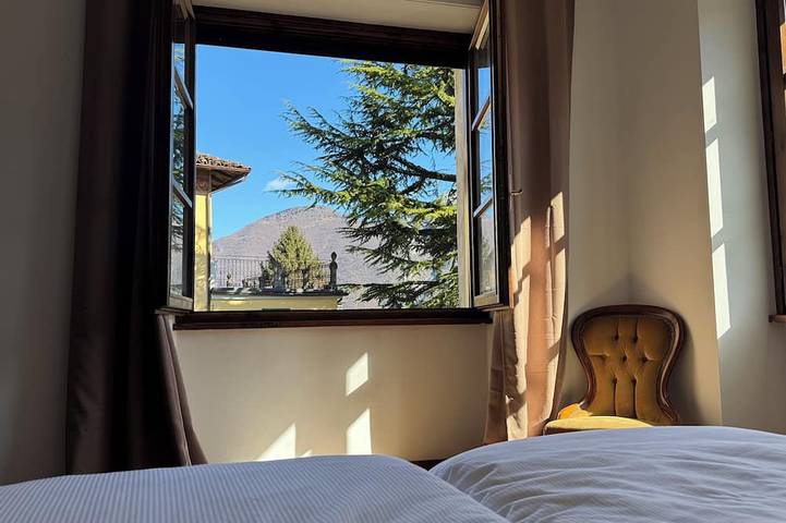 Ganze Wohnung, La Casa del Re, just 400 meters from Lake Idro in Anfo, Gardasee-Berge
