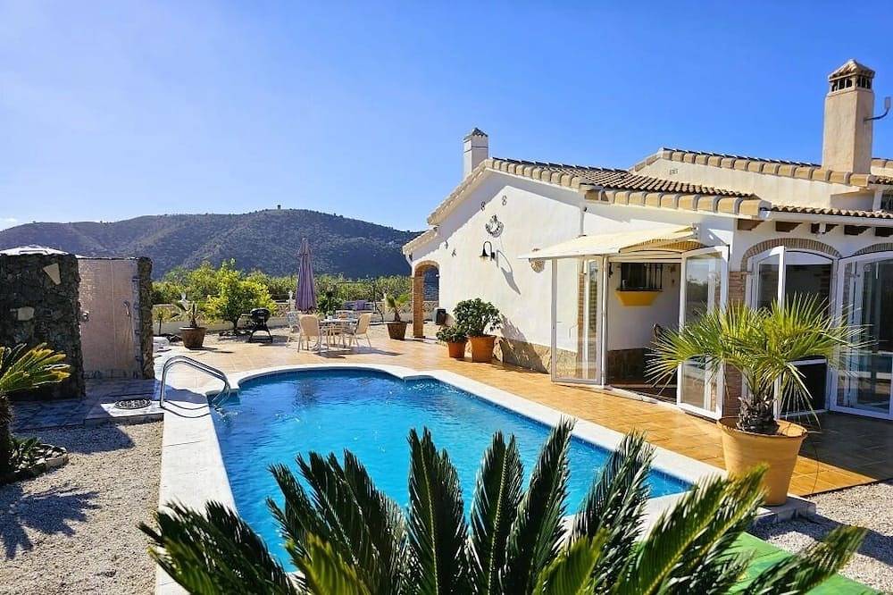 Casa del Sueño: Amplio refugio con vistas panorámicas en la Axarquía in Viñuela, Provincia de Málaga