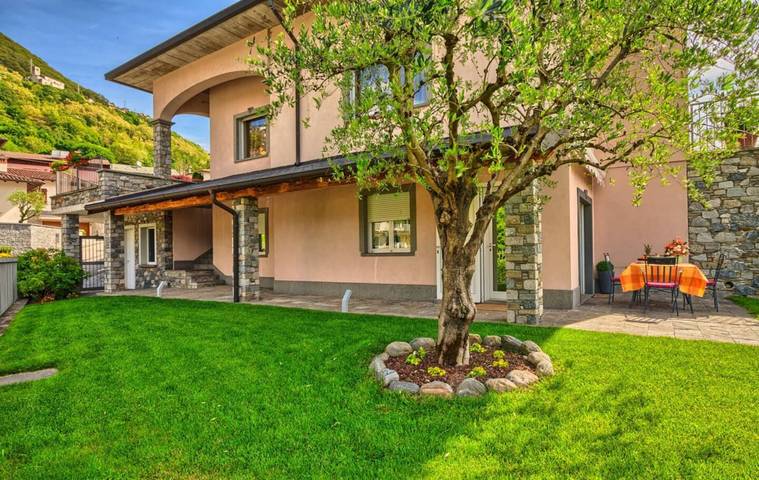 Gîte pour 4 personnes, avec Terrasse ainsi que Jardin et Vue sur le lac à Vercana - 4