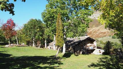 Casa rural para 12 personas, con vistas y jardín, Familias con niños en Las Merindades