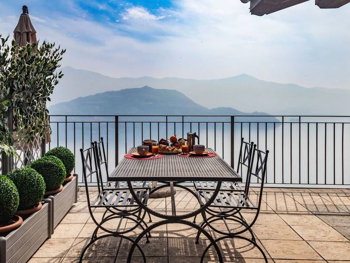 Ferienwohnung für 4 Personen, mit Terrasse und Pool