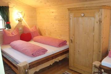 Chalet für 7 Personen in Mayrhofen, Zillertaler Alpen, Bild 1
