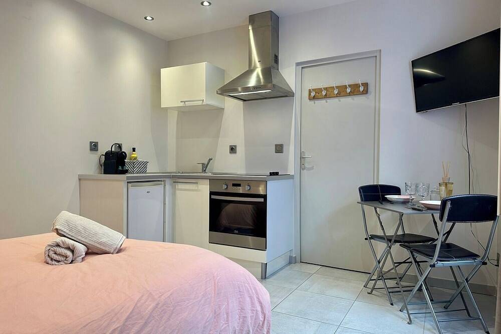 Ganze Wohnung, Studio tout équipé - Travail and détente au Puy in Le Puy-en-Velay, Haute-Loire