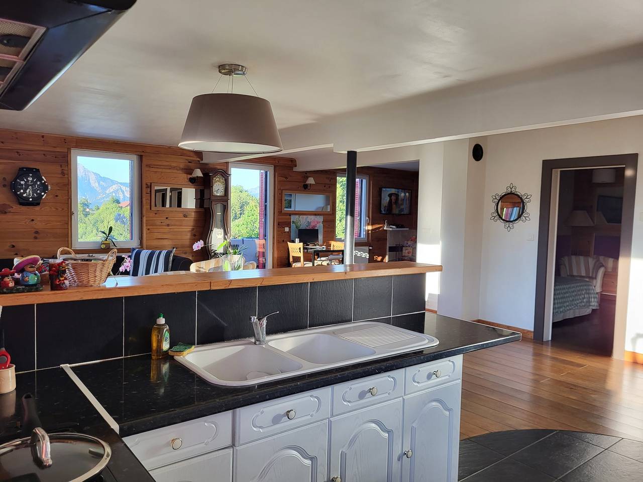 Apartamento entero, Apartamento espacioso con vistas a la montaña en Mont-Saxonnex in Mont-Saxonnex, Region Bonneville