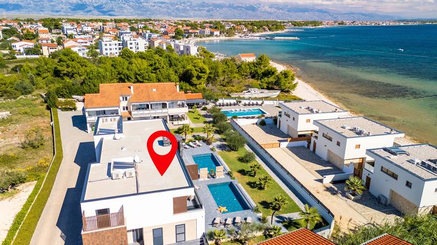 Villa pour 6 personnes, avec terrasse et jardin dans Vir