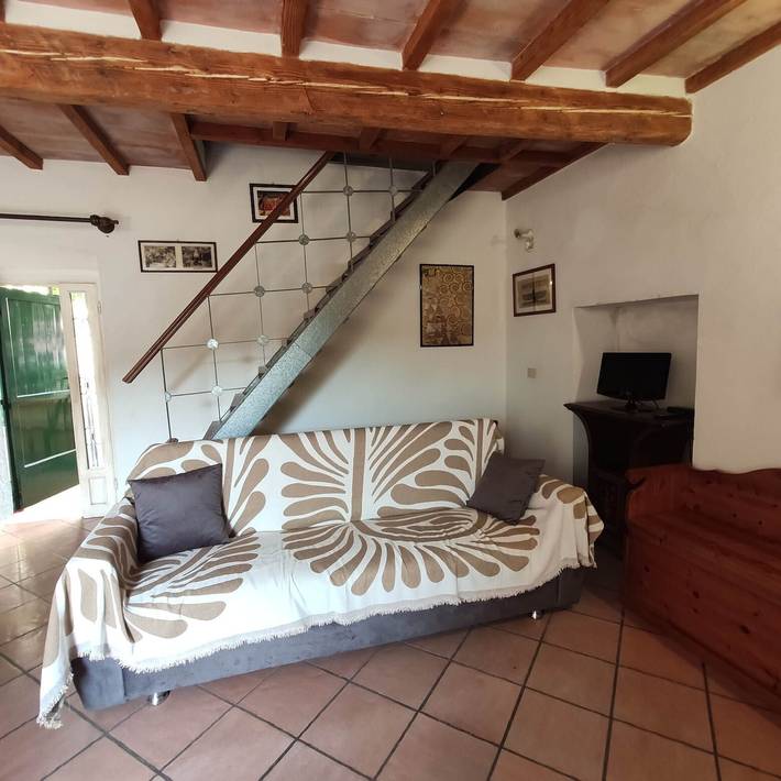 Casa vacanza per 5 persone, con giardino a Isola di Capraia