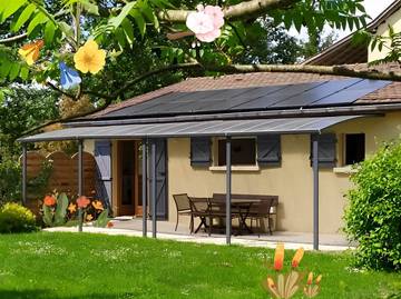 Gîte pour 2 personnes, avec terrasse et jardin dans Belley