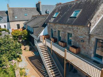 Hôtel pour 2 personnes, avec jardin ainsi que vue et terrasse à Pont-l'Abbé