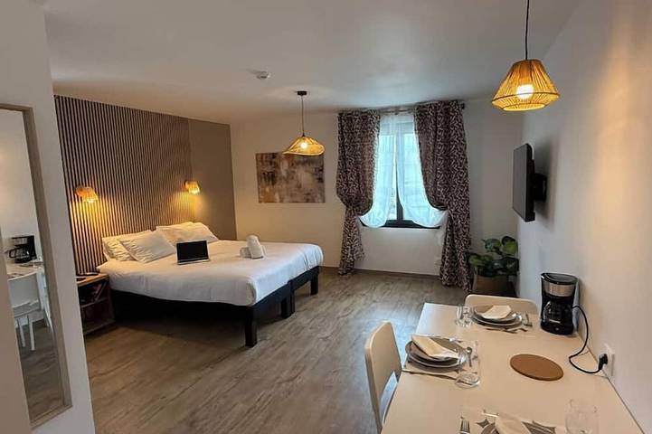 Gîte pour 2 personnes, animaux acceptés à Vitrolles - 3