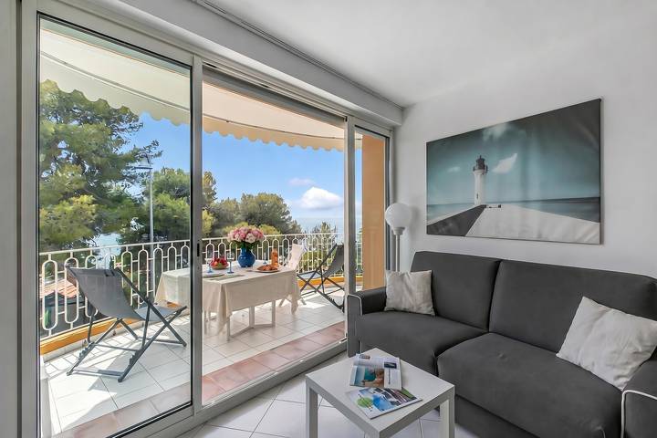 Appartement entier, Studio Azur with Sea View Terrace in Cap-d'Ail, Côte méditerranéenne (France)