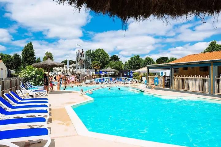 Camping pour 6 personnes à Longeville-sur-Mer - 2