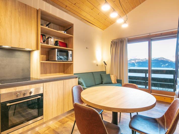 Gîte pour 5 personnes, avec terrasse ainsi que piscine et sauna, adapté aux familles dans Doucy - 4