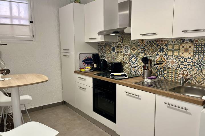 Ganze Wohnung, Ferienwohnung für 4 Personen mit Balkon in Hyeres, Parc national Port-Cros