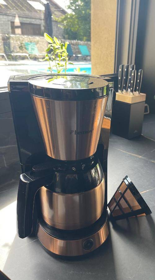 Location de vacances pour 6 personnes, avec terrasse et piscine à Espalion - 2