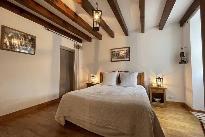 Location de vacances pour 10 personnes, avec jardin à La Bastide-Clairence - 3