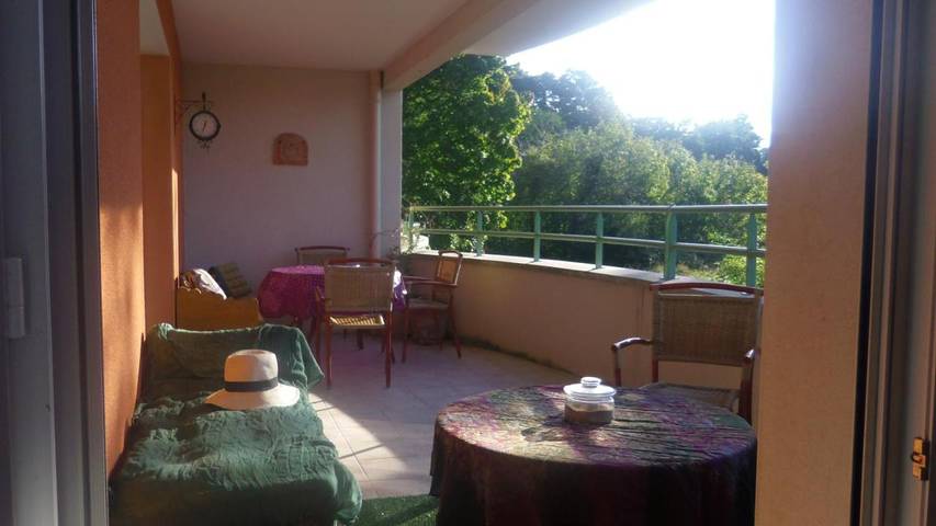 Appartement de vacances pour 4 personnes, avec Balcon ainsi que Terrasse et Vue