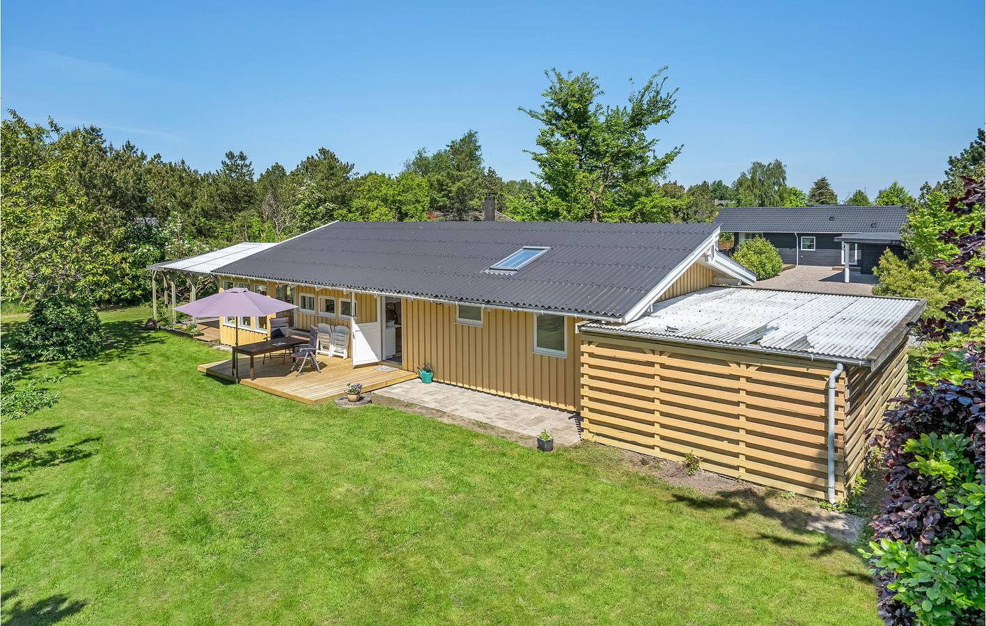 Vacation house for 6 people with terrace in Skibby, Frederikssund Region