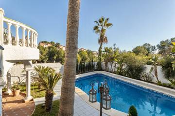 Villa voor 6 Personen in Playa de Burriana, Nerja, Afbeelding 1