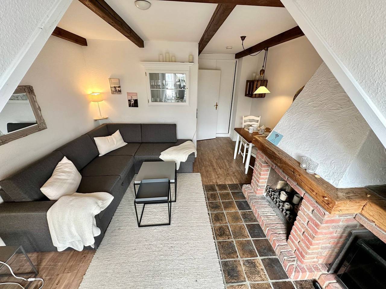 Ganze Wohnung, Modernes Apartment mit Balkon, Gartenblick und Strandnähe in Wenningstedt in Wenningstedt, Sylt