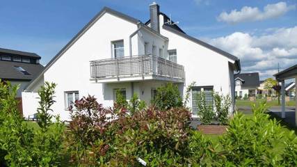 Ferienwohnung für 3 Personen, mit Balkon im Lahntal