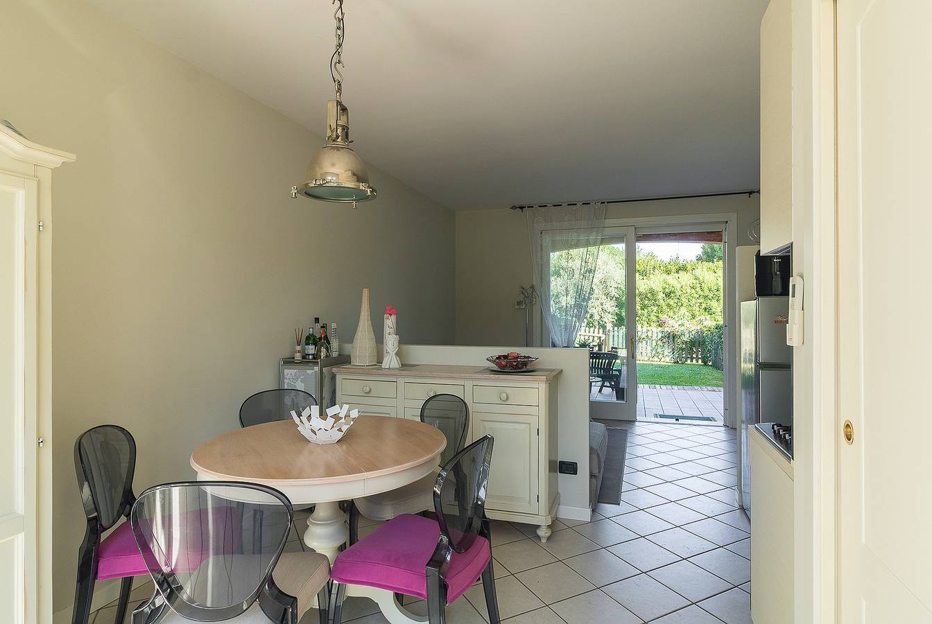 Apartamento entero, I Giardini di Manerba by Garda Fewo in Manerba del Garda, Montañas Garda