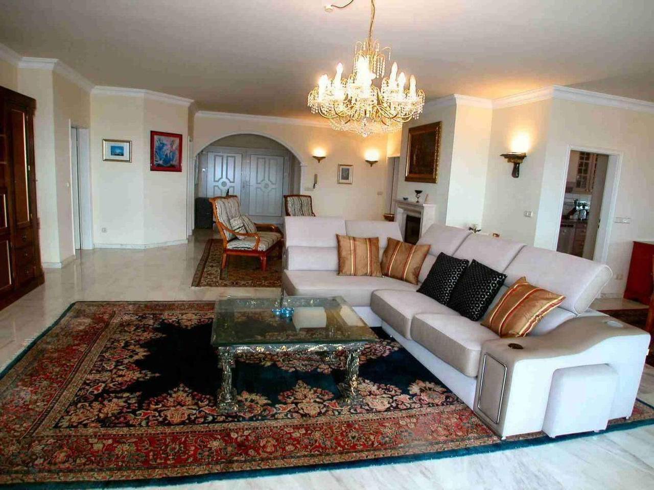 Apartamento entero, Penthouse Vistamar mit beheiztem Gemeinschaftspool in Chayofa, Arona 