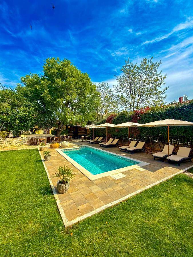Maison d’hôte pour 2 personnes, avec jardin ainsi que piscine et vue à Bale (Croatie)