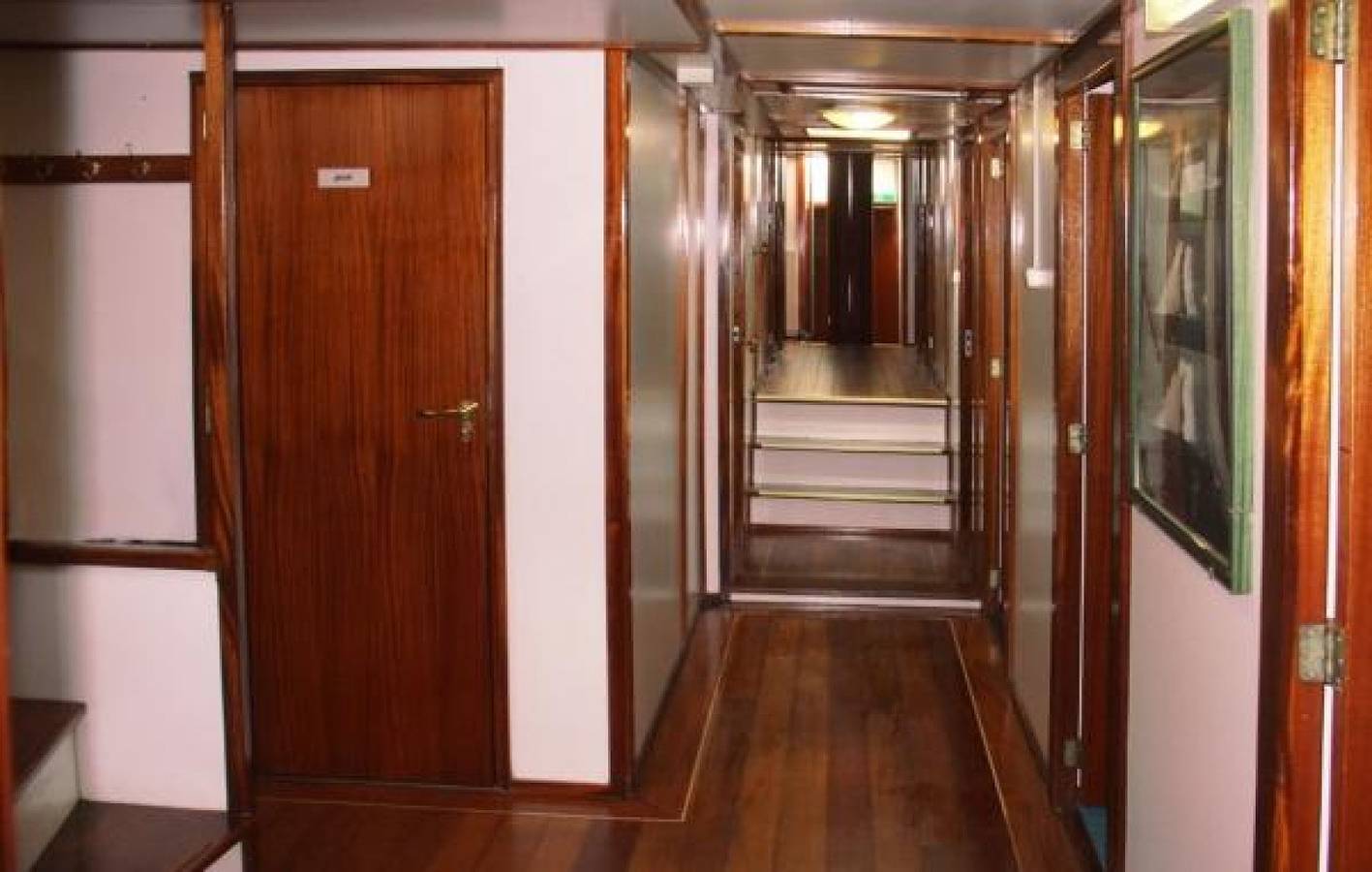 Sailing ship as a group accommodation for 34 persons in the city Groningen in Groningen, Région de Groningen