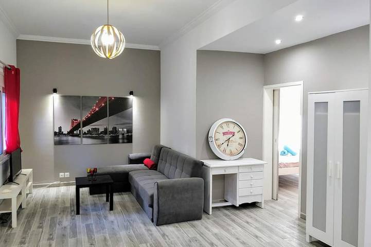 Ferienwohnung für 8 Personen, mit Balkon und Garten - 1