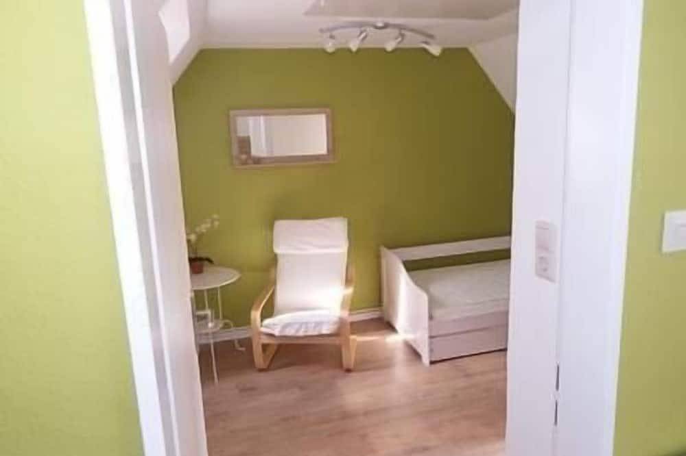 Ganze Wohnung, Ferienwohnung Neumünster für 1 - 5 Personen mit 3 Schlafzimmern - Ferienwohnung in Neumünster, Schleswig-Holstein Binnenland