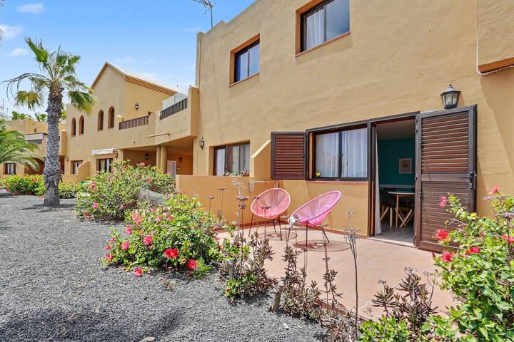 Apartamento entero, Apartamento Vacacional 'Oasis Papagayo Cozy Patio' con Piscina Comunitaria, Terraza Privada y Wi-Fi in Oasis Tamarindo, La Oliva