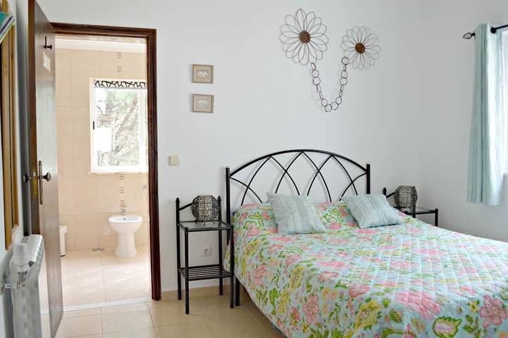 Schöne, geräumige Private Villa 2. 5 Acres Wifi Air Con Nr Golf & Beach in Budens, Naturpark Südwest-Alentejo und Costa Vicentina