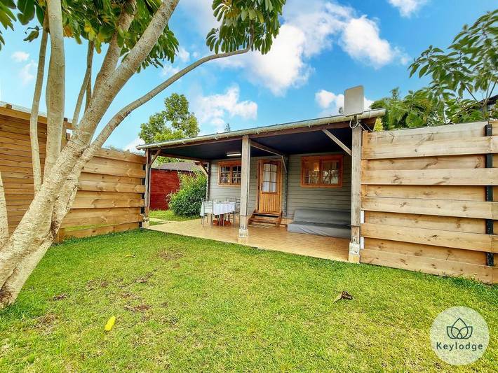 Gîte pour 3 personnes, avec sauna ainsi que jardin et terrasse dans Observatoire astronomique des Makes