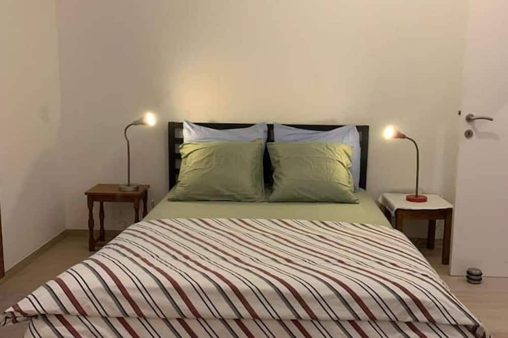 Entire apartment, Charmant Studio in Forest-Vorst, Flanders