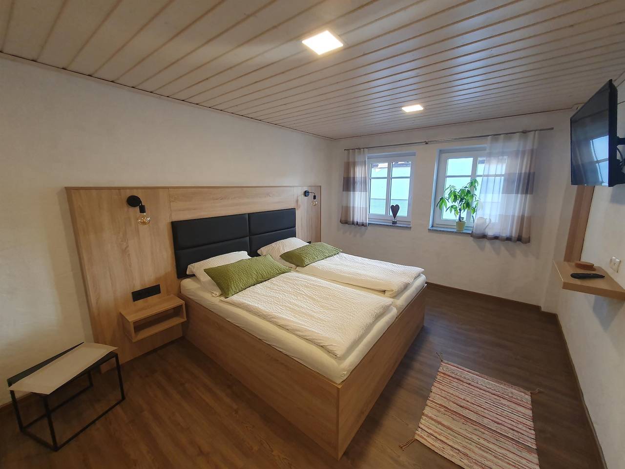 Doppelzimmer Bleidenberg in Alken, Osteifel
