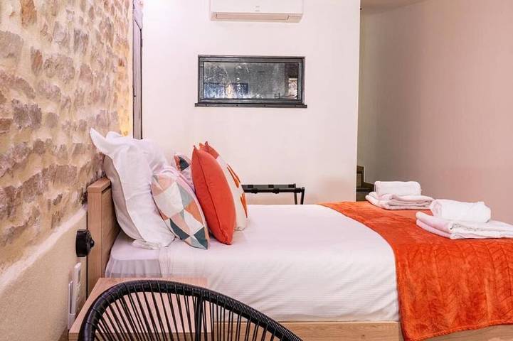 Gîte pour 4 personnes dans Église Abbatiale Saint Philibert de Tournus - 2