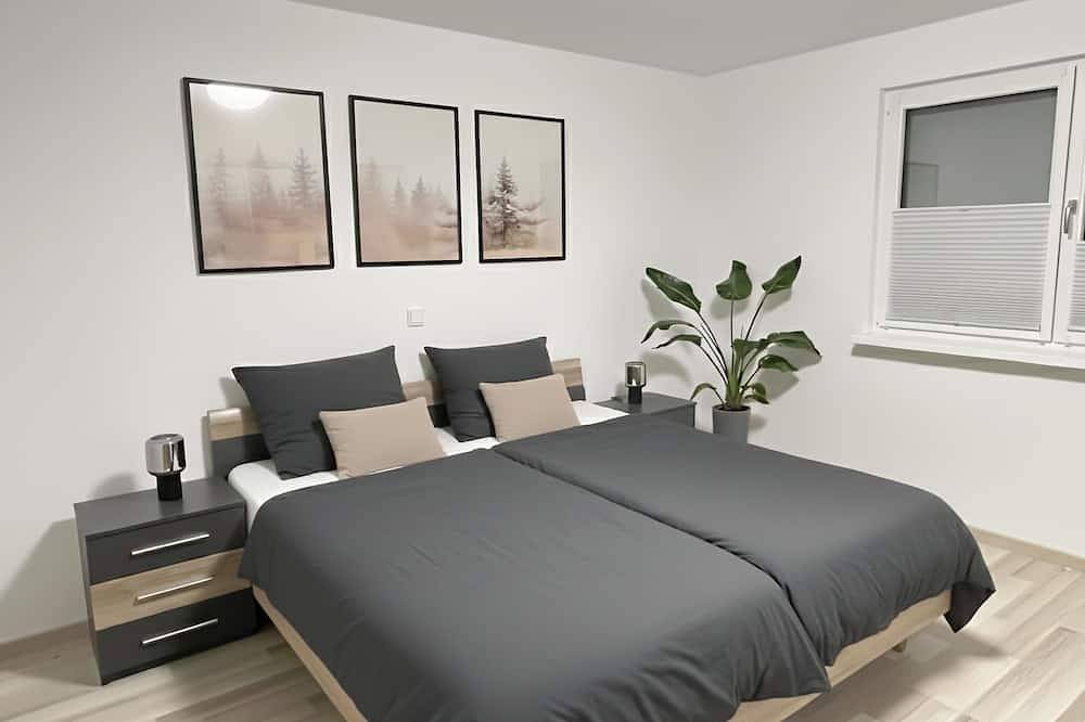 Ganze Wohnung, Ferienwohnung (56m2) mit Terrasse und Gartenzugang in Bad Staffelstein, Oberes Maintal - Coburger Land