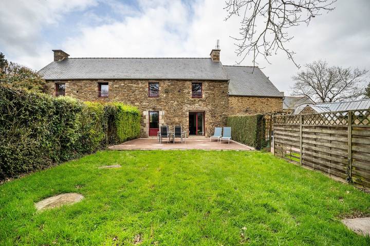 Gîte pour 4 personnes, avec Jardin