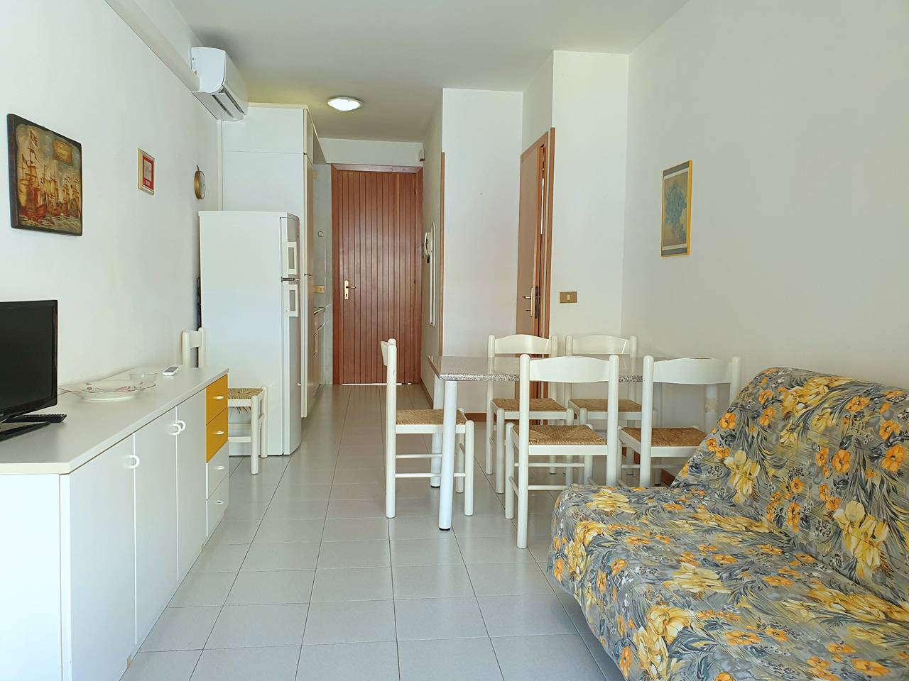 Appartement entier, Charmant appartement en bord de mer avec clim - Beahost in Bibione, Province de Venise